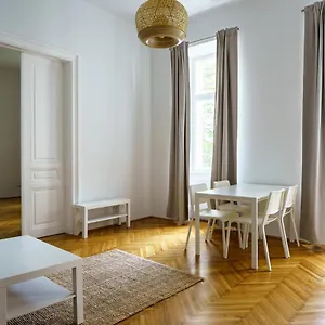 Living - Linke Wienzeile Apartment